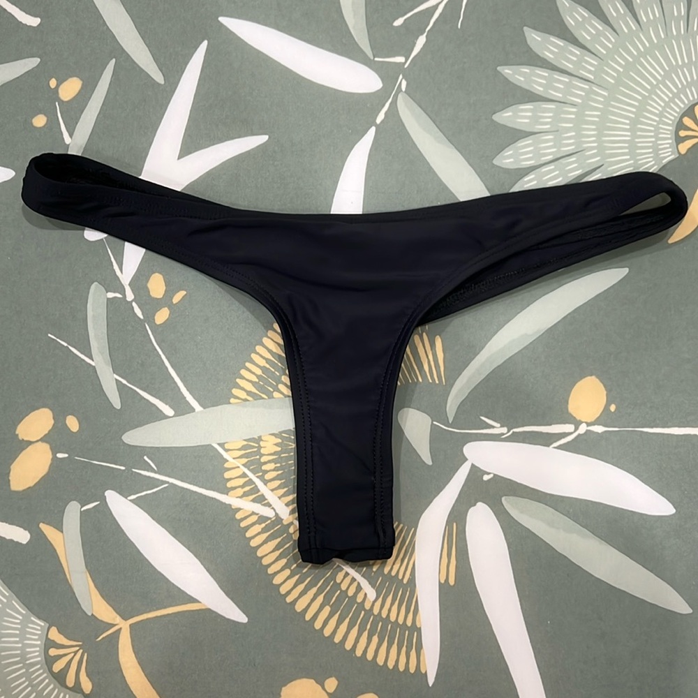 Splash Hawaii Thong